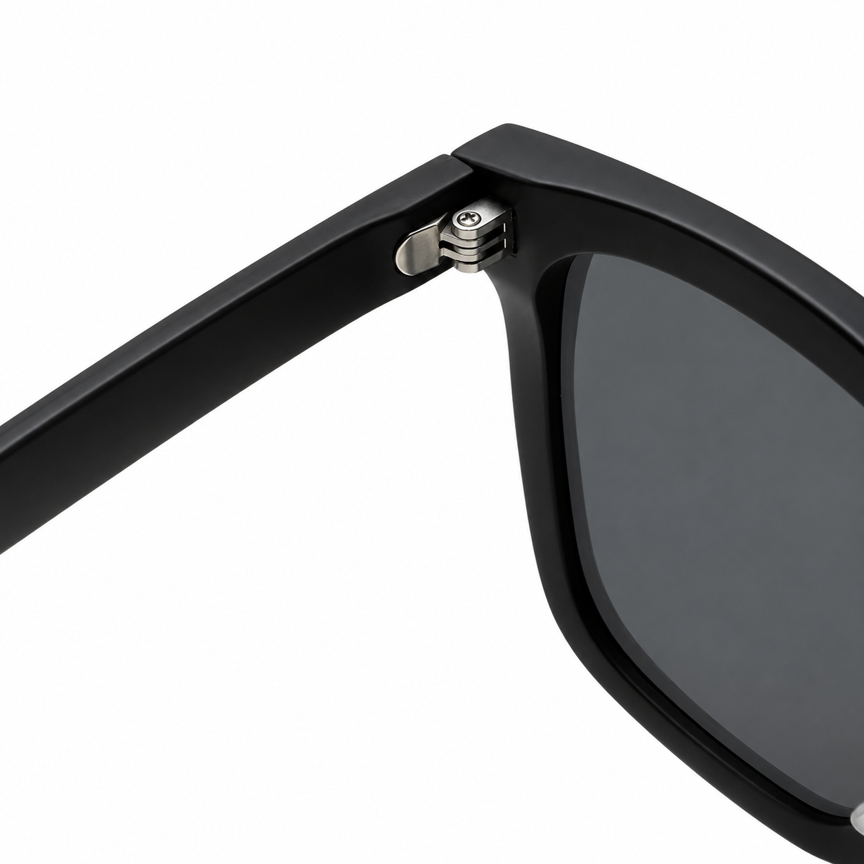 Auven_Sunglass 9TH00010